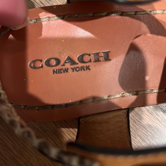 Coach snake skin sandals size 5, excellent condition - Picture 3 of 4